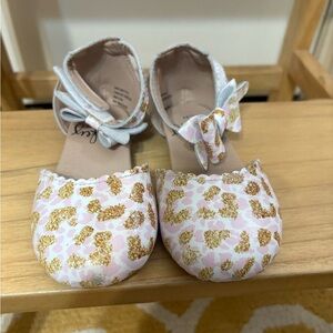 Monkey Feet Pink and Gold Bow Dress Shoes